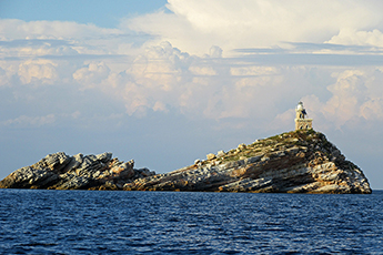 Leuchtturminsel vor Korsika